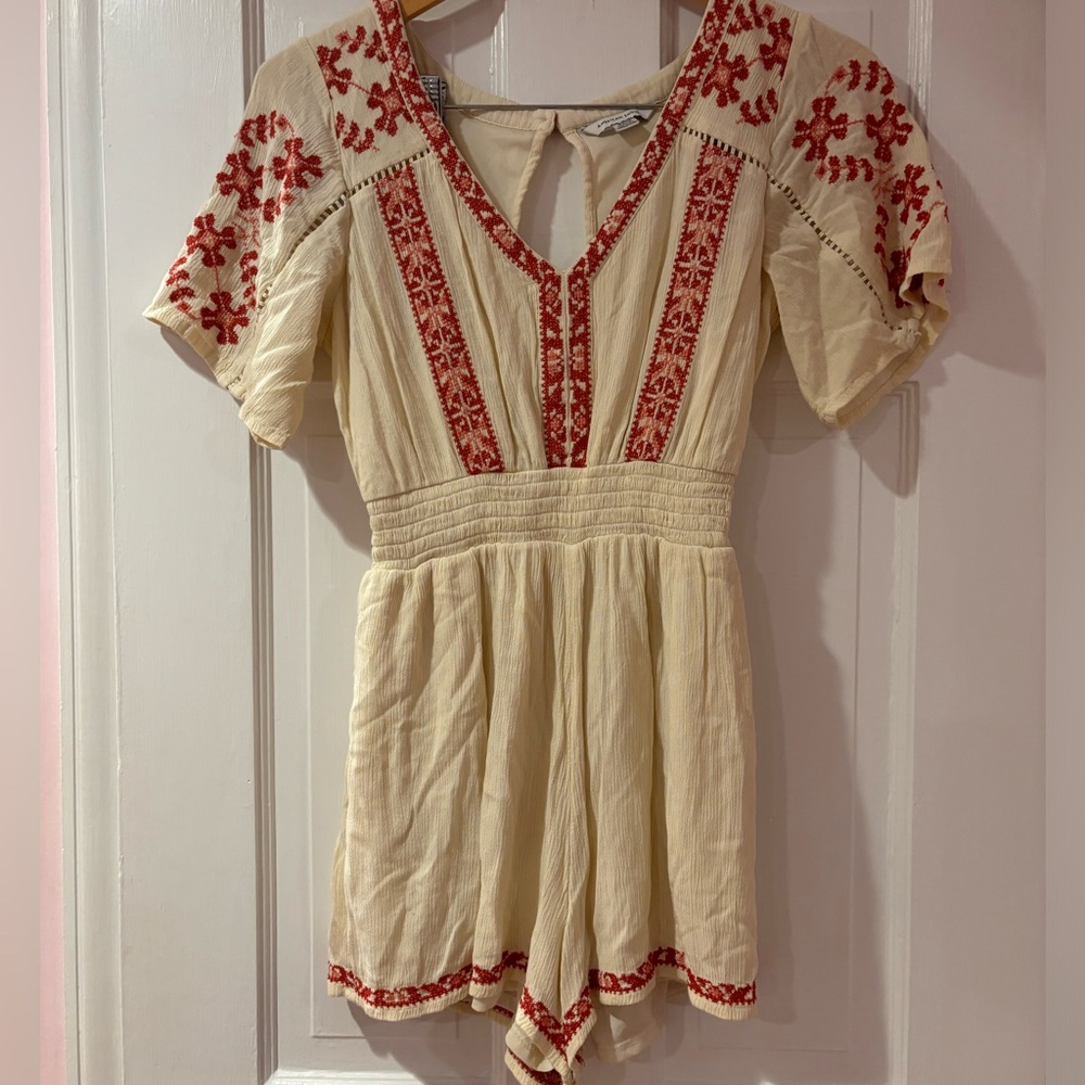 Off-white embroidered romper from American eagle!